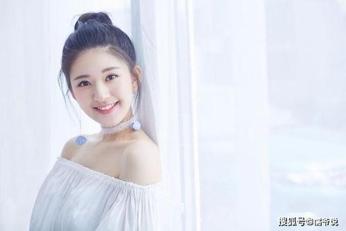 趙露思直播,青春活力與時尚魅力并存