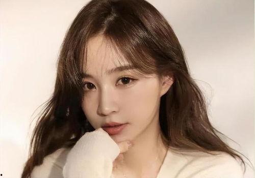 初代網紅雪梨被曝大瓜